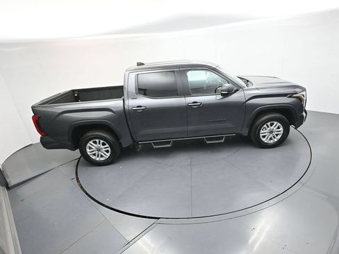 Used 2026 Toyota Tundra SR5 w/ SR5 Premium Package AWD/4WD image 30
