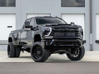 Used 2026 Chevrolet Silverado 3500 High Country w/ High Country Premium Package AWD/4WD video 1