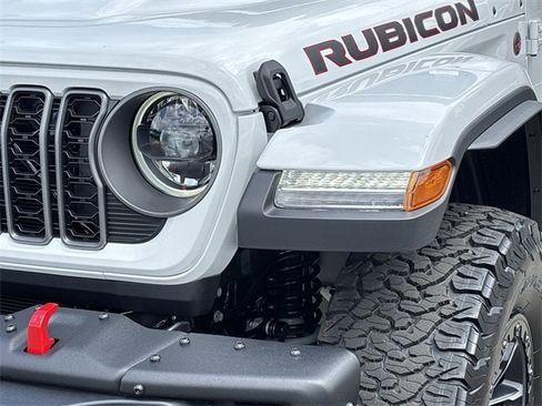 New 2025 Jeep Wrangler Rubicon image 17