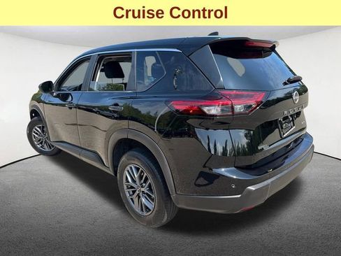 Used 2024 Nissan Rogue S image 8