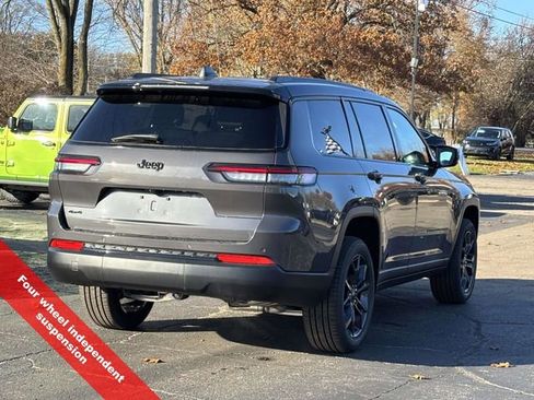 New 2025 Jeep Grand Cherokee L Limited image 38