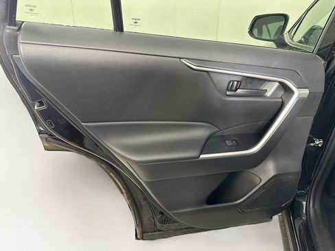 Used 2024 Toyota RAV4 LE image 22