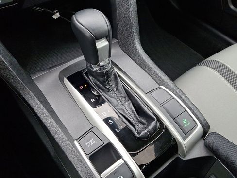 Used 2019 Honda Civic EX image 12