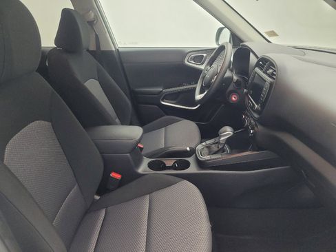 Used 2024 Kia Soul LX w/ Option Group 015 image 21
