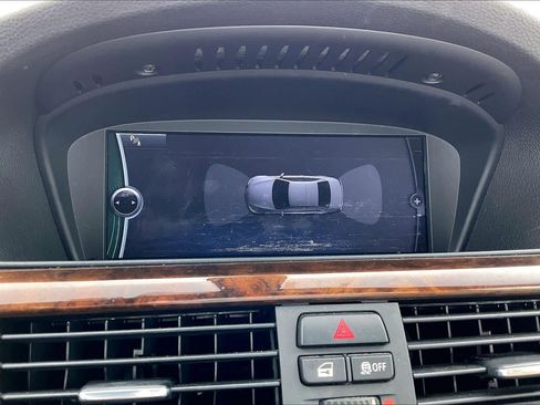 Used 2013 BMW 328i Convertible image 28