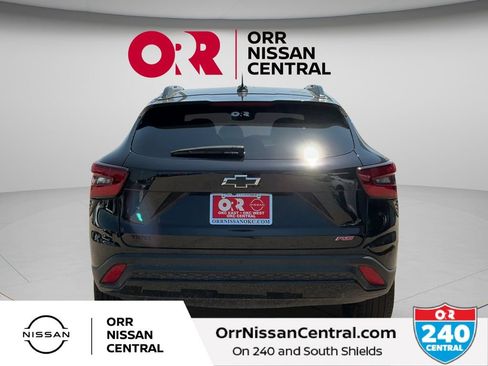 Used 2025 Chevrolet Trax RS w/ Driver Confidence Package FWD image 6