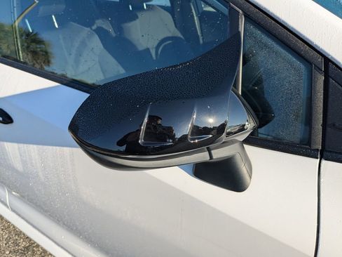 Used 2022 Toyota Corolla LE FWD image 12