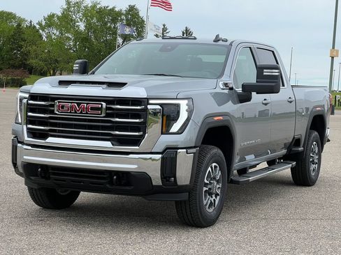 New 2026 GMC Sierra 2500 SLE w/ SLE Value Package; AWD/4WD image 46