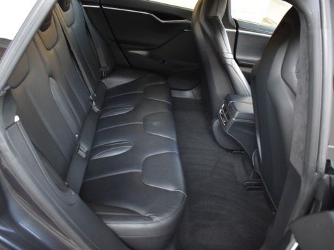 Used 2016 Tesla Model S AWD image 36