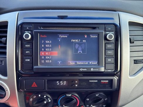 Used 2014 Toyota Tacoma 4x4 Access Cab V6 w/ TRD Sport Package image 11