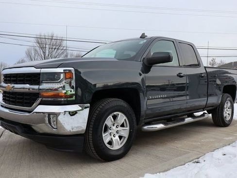 Used 2018 Chevrolet Silverado 1500 LT w/ All Star Edition image 6