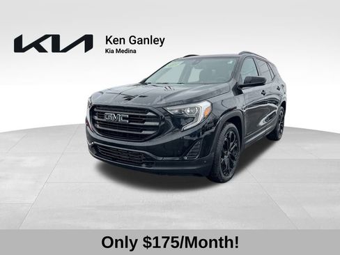 Used 2020 GMC Terrain SLE w/ Driver Convenience Package image 1