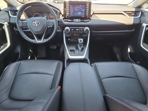 Used 2021 Toyota RAV4 XLE Premium FWD image 12