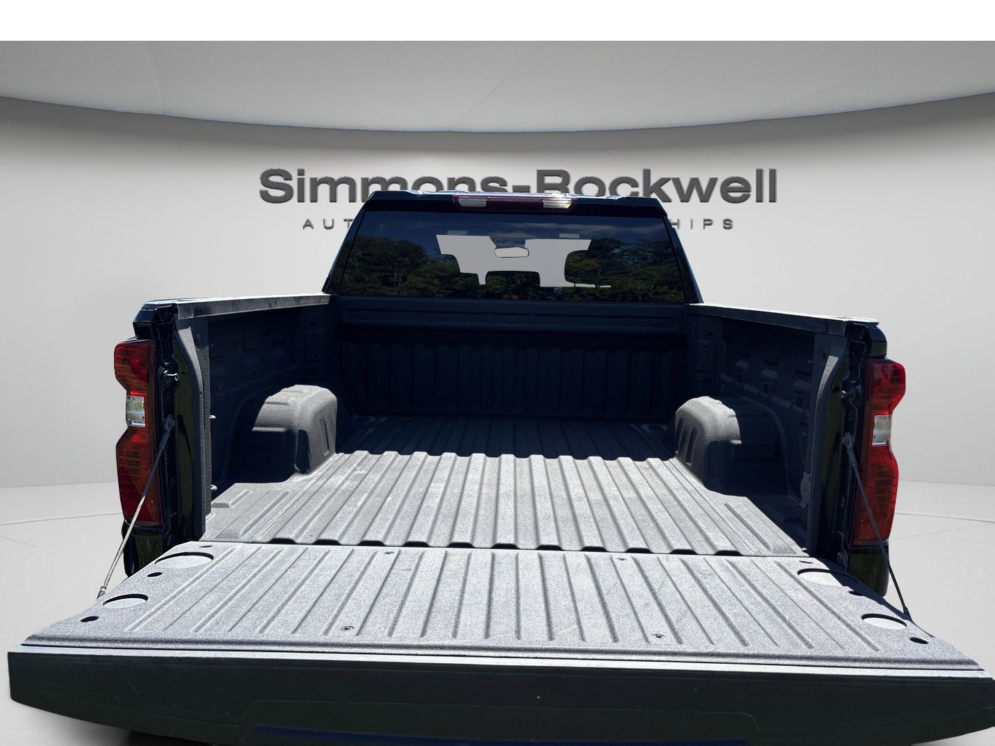 Used 2024 Chevrolet Silverado 1500 Custom AWD/4WD image 8