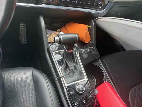 Used 2023 Kia Sportage X-Pro AWD/4WD image 5