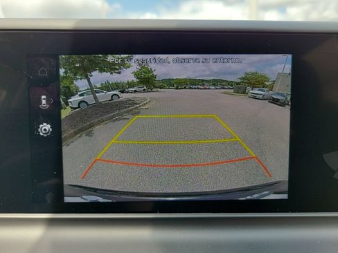 Used 2025 Kia Seltos EX w/ EX Sunroof Package FWD image 18