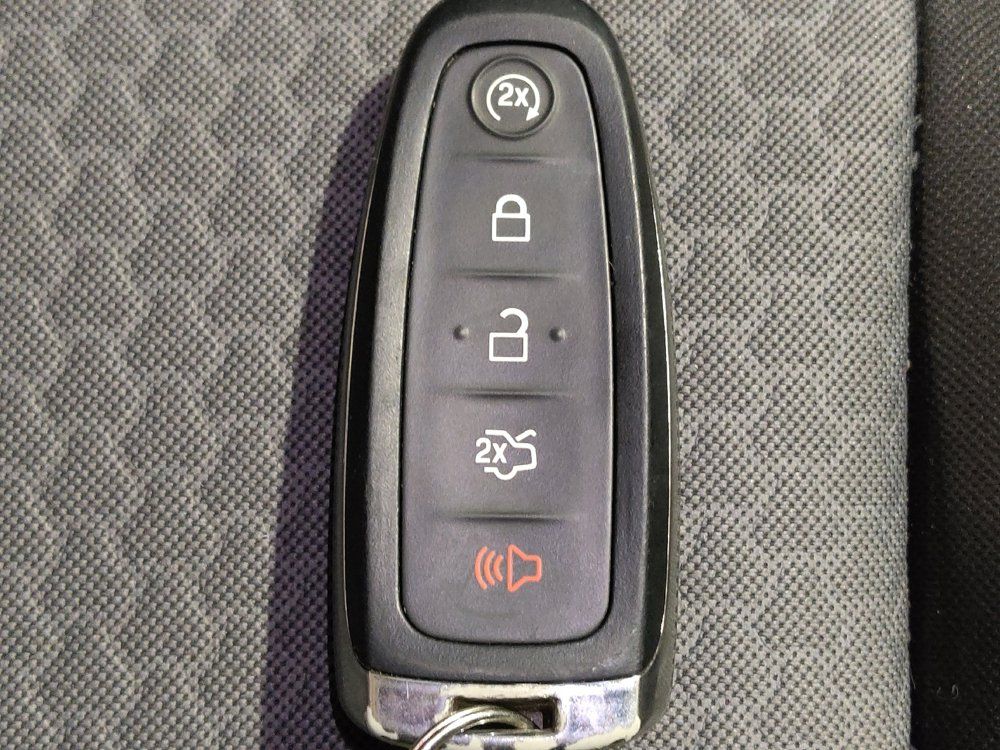 Used 2019 Ford Escape SE FWD image 32