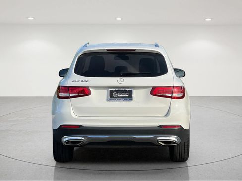 Used 2018 Mercedes-Benz GLC 300 image 4