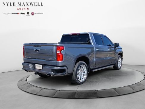 Used 2021 Chevrolet Silverado 1500 High Country AWD/4WD image 16