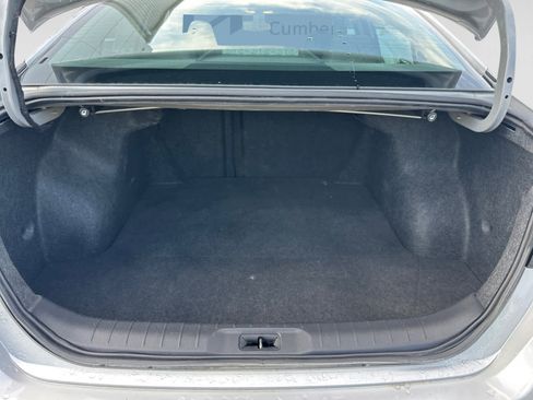Used 2022 Nissan Altima 2.5 SV FWD image 18