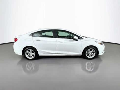 Used 2018 Chevrolet Cruze LT w/ LT Fleet Convenience Package FWD image 6