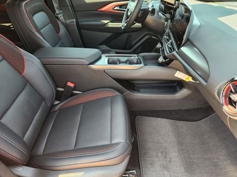 New 2025 Chevrolet Equinox EV RS w/ Active Safety Package 3 AWD/4WD image 31