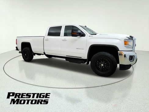 Used 2018 GMC Sierra 3500 SLE w/ SLE Fleet Preferred Package AWD/4WD image 10