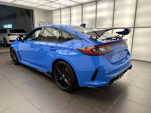 Used 2026 Honda Civic Type R image 2