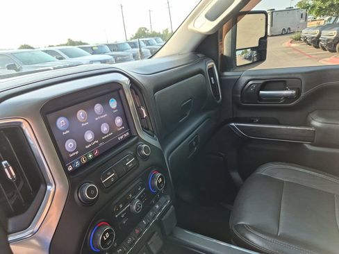 Used 2020 Chevrolet Silverado 2500 LTZ w/ LTZ Plus Package AWD/4WD image 27