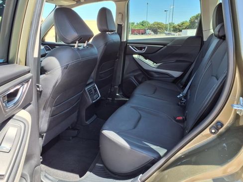 Used 2024 Subaru Forester Limited image 14