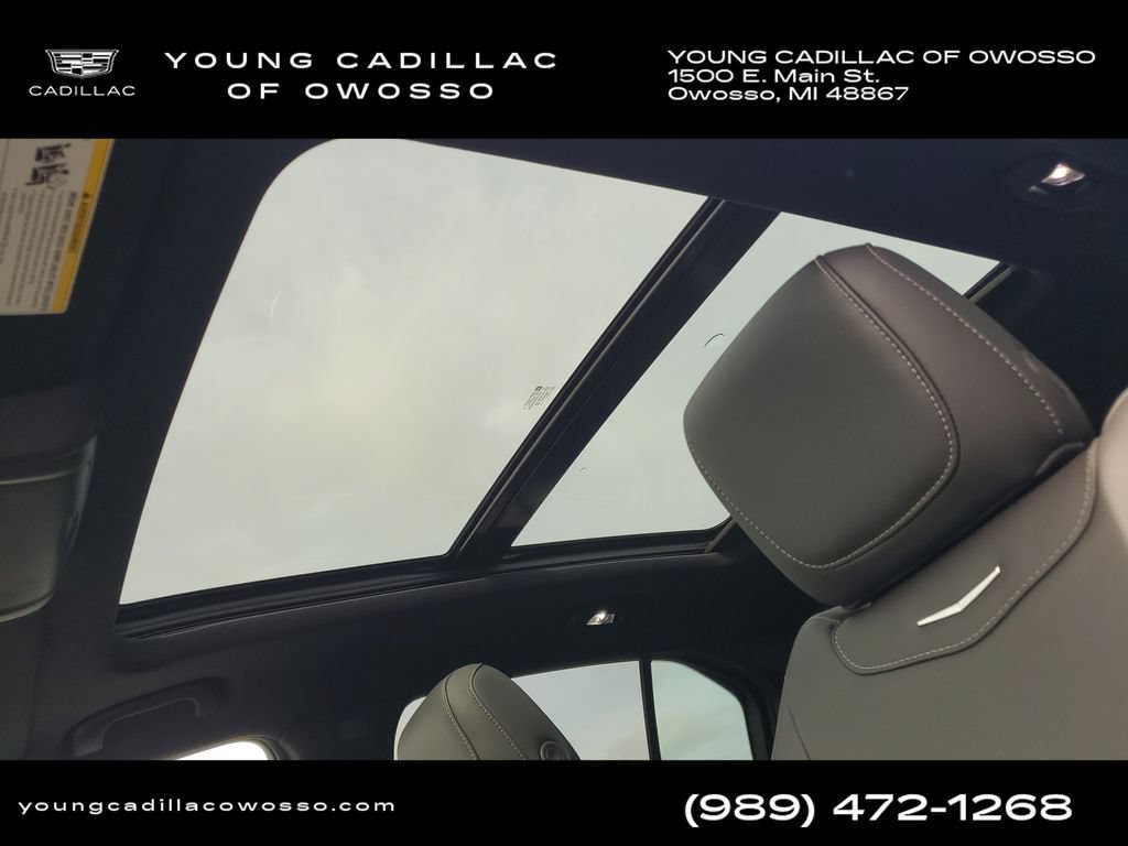 Certified 2024 Cadillac XT4 Premium Luxury w/ Cold Weather Package AWD/4WD image 8