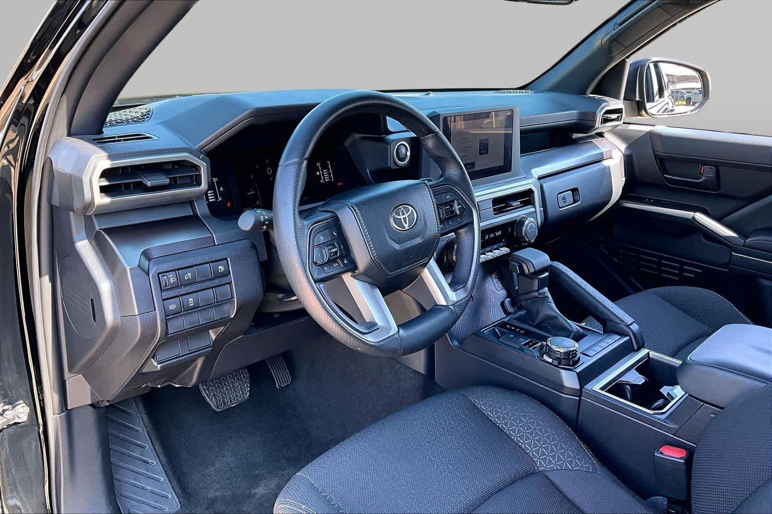 Used 2026 Toyota 4Runner SR5 AWD/4WD image 14