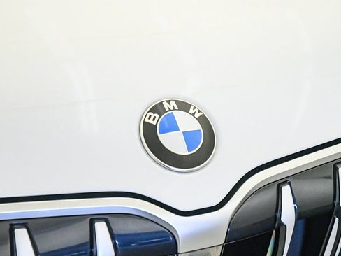 Certified 2023 BMW X1 xDrive28i w/ Convenience Package AWD/4WD image 8