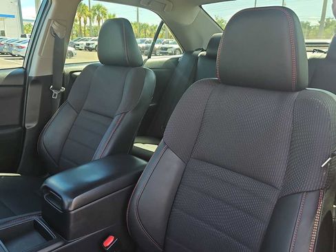 Used 2017 Toyota Camry SE FWD image 13