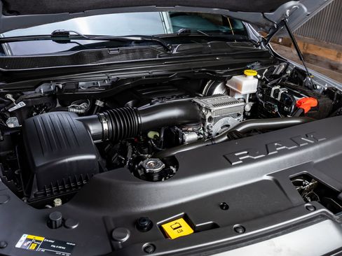 Used 2024 RAM 1500 Big Horn image 41