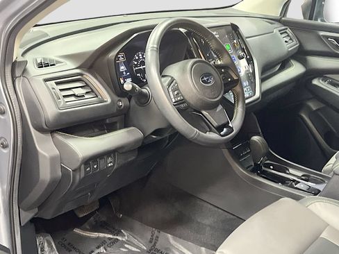 Used 2025 Subaru Ascent Onyx Edition AWD/4WD image 9