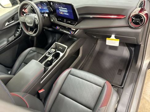 New 2026 Chevrolet Equinox RS w/ Convenience Package III image 29