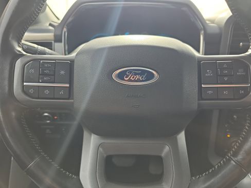Used 2022 Ford F150 Lariat AWD/4WD image 17
