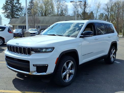 Used 2021 Jeep Grand Cherokee L Limited w/ Trailer Tow Package image 3