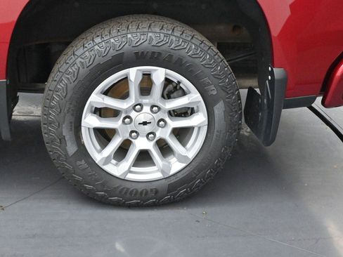 Used 2023 Chevrolet Silverado 1500 RST AWD/4WD image 34