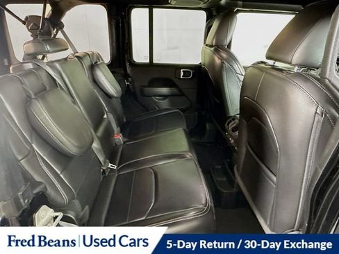 Used 2023 Jeep Wrangler Unlimited Sahara AWD/4WD image 32