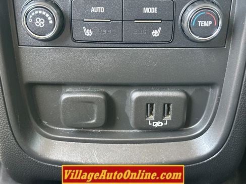 Used 2020 Buick Envision Essence AWD/4WD image 33