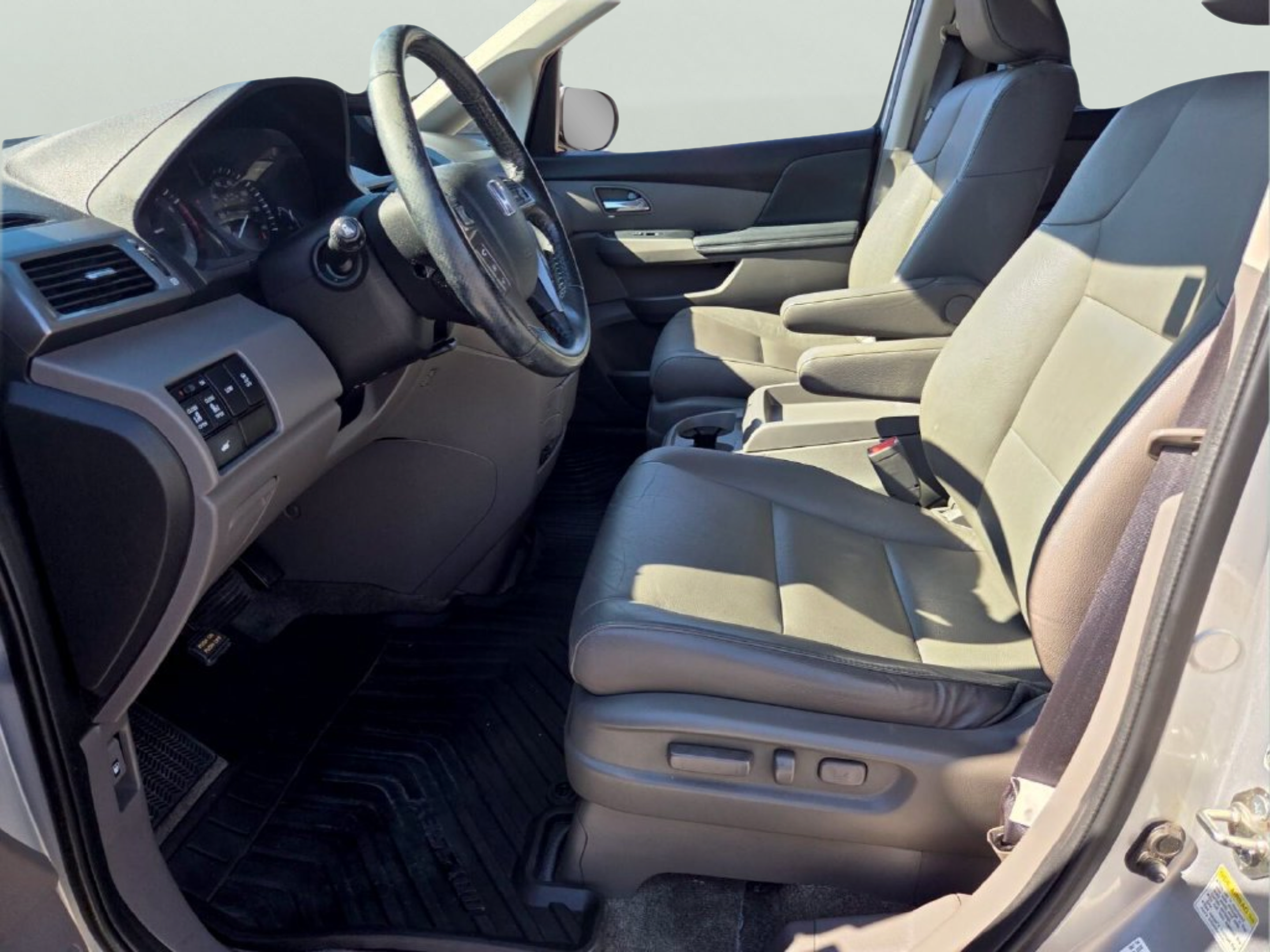 Used 2015 Honda Odyssey EX-L image 9