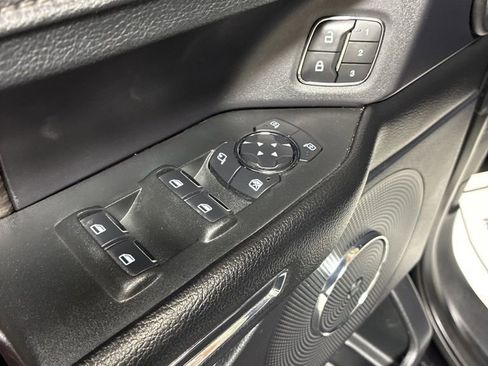 Used 2019 Ford Expedition Max Limited image 6