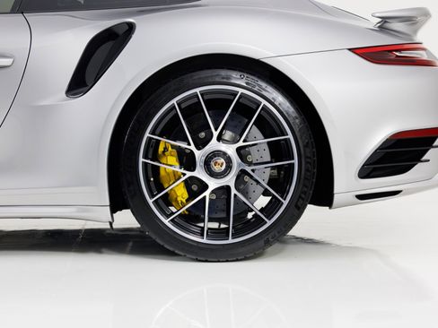 Used 2019 Porsche 911 Turbo S image 10