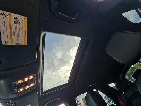 Certified 2023 Mercedes-Benz GLE 53 AMG 4MATIC image 31