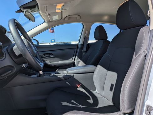 Used 2025 Nissan Sentra S image 14