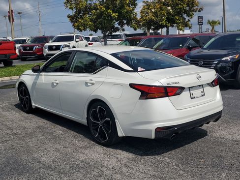 Certified 2024 Nissan Altima 2.5 SR FWD image 8