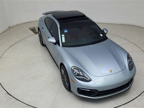 Used 2023 Porsche Panamera Platinum Edition image 76