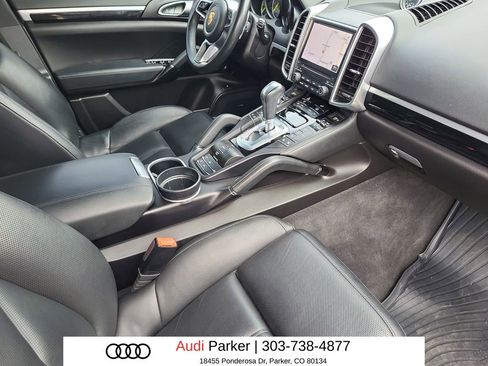 Used 2018 Porsche Cayenne S AWD/4WD image 12